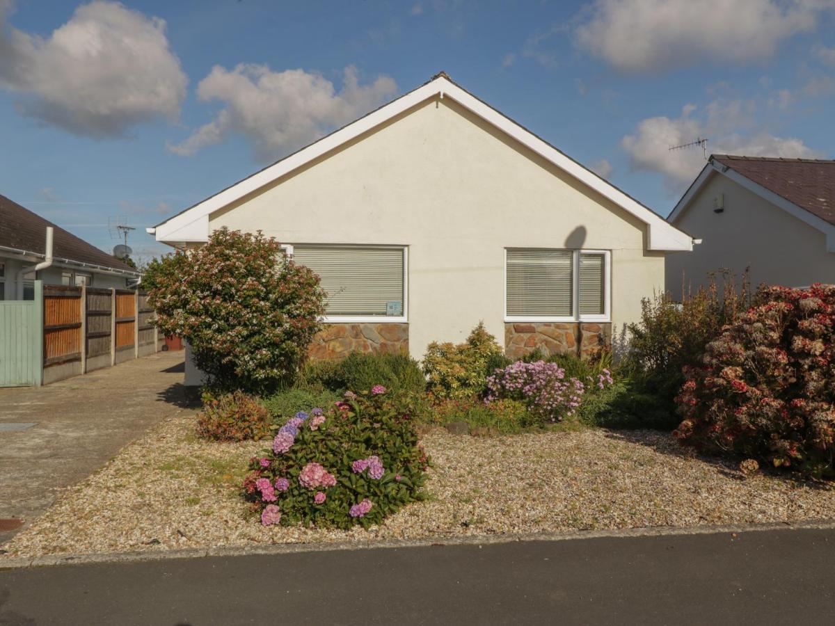 Villa Seaside Retreat Porthmadog Esterno foto
